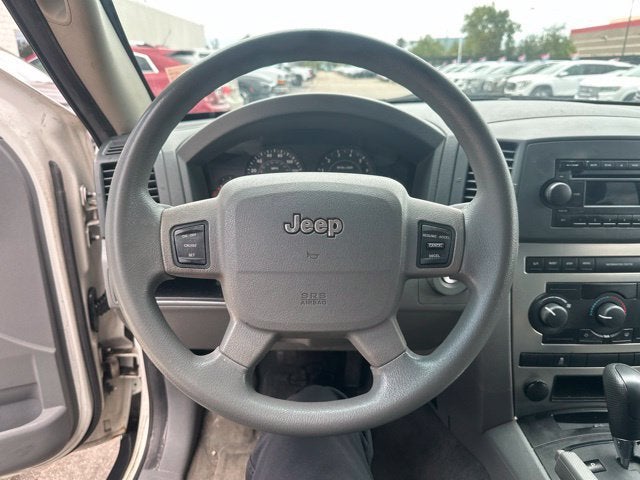 2005 Jeep Grand Cherokee Laredo