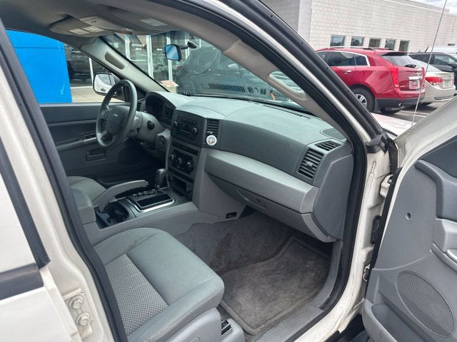 2005 Jeep Grand Cherokee Laredo
