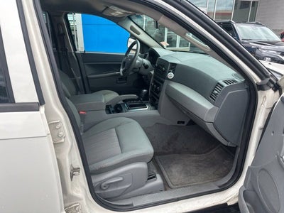 2005 Jeep Grand Cherokee Laredo