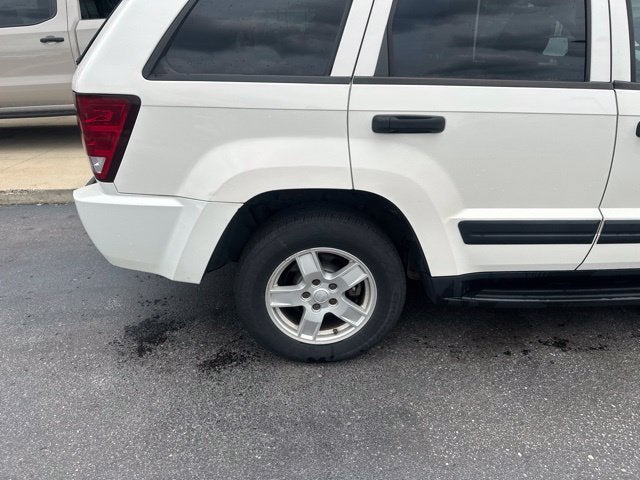 2005 Jeep Grand Cherokee Laredo