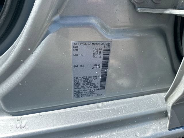 2025 Nissan Altima SR