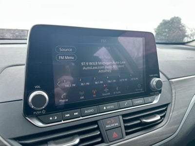 2025 Nissan Altima SV FWD