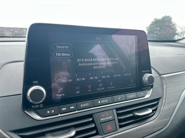 2025 Nissan Altima SV FWD