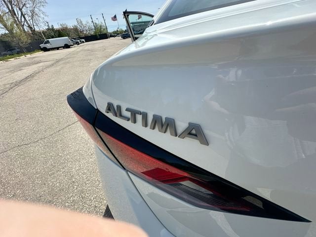 2025 Nissan Altima SV