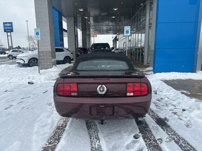 2007 Ford Mustang Deluxe