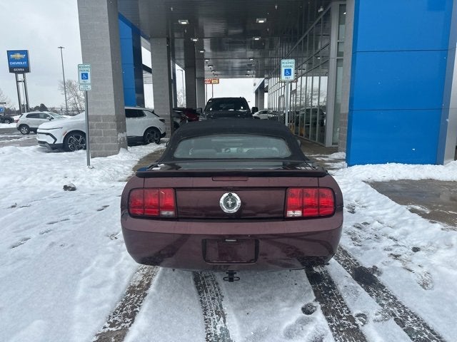 2007 Ford Mustang Deluxe