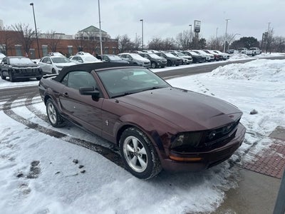 2007 Ford Mustang Deluxe