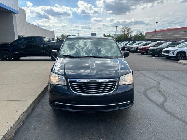 2013 Chrysler Town & Country Touring