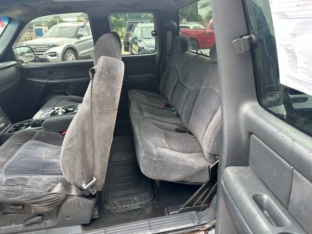 2002 Chevrolet Silverado 1500 LS