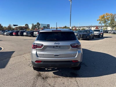 2023 Jeep Compass Latitude Lux