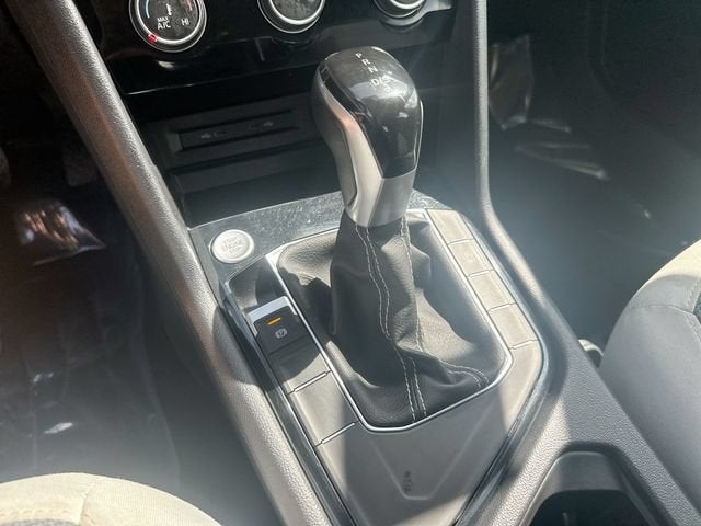 2025 Volkswagen Taos S