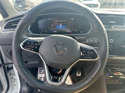 2024 Volkswagen Tiguan 2.0T SE R-Line Black