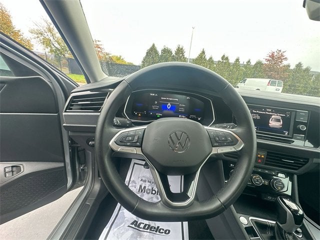2024 Volkswagen Jetta SE