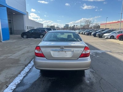 2004 Toyota Camry LE