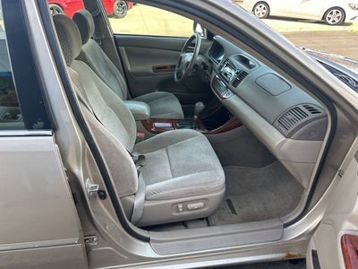 2004 Toyota Camry LE