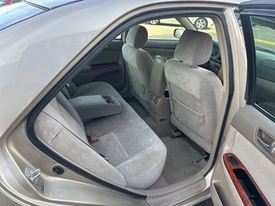 2004 Toyota Camry LE