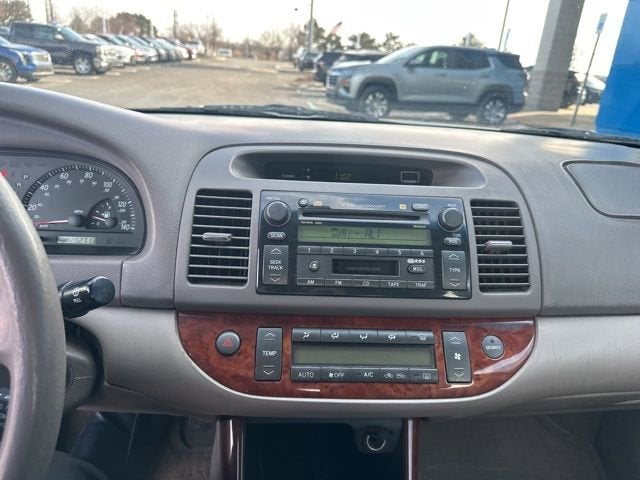 2004 Toyota Camry LE