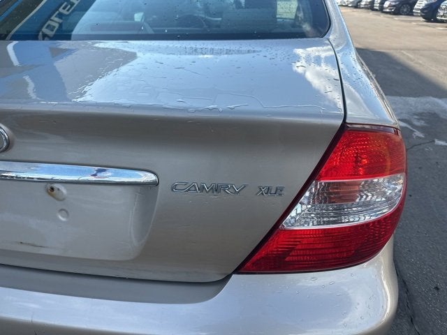 2004 Toyota Camry LE