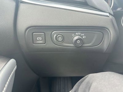 2020 Buick Enclave Essence