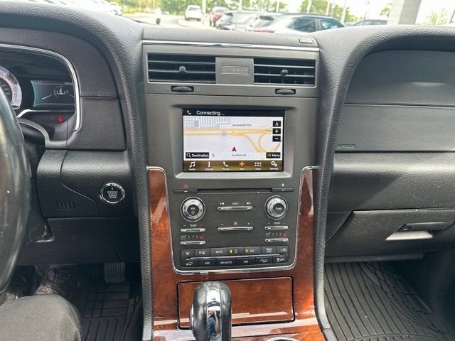 2016 Lincoln Navigator Select