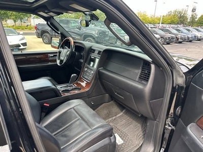 2016 Lincoln Navigator Select