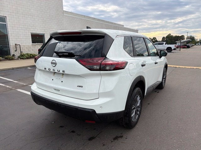 2025 Nissan Rogue S Intelligent AWD