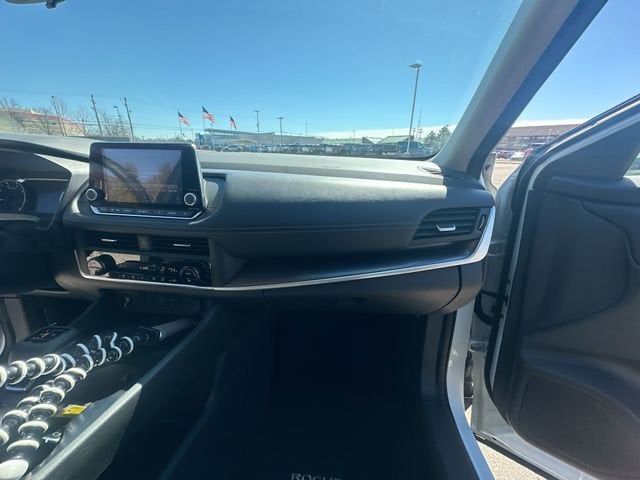 2025 Nissan Rogue SV Intelligent AWD