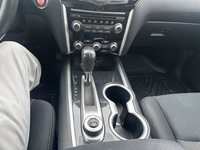 2017 Nissan Pathfinder SV