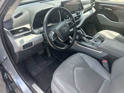 2023 Toyota Highlander Hybrid Limited