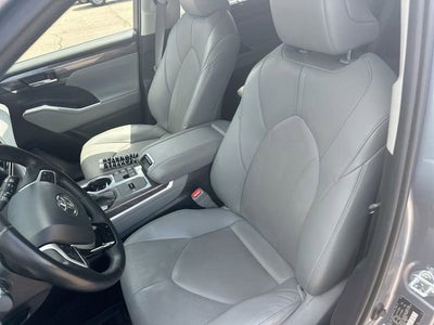 2023 Toyota Highlander Hybrid Limited
