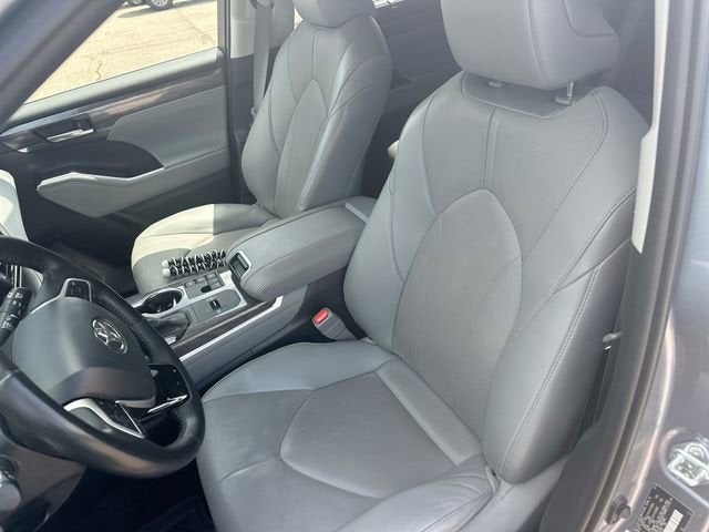 2023 Toyota Highlander Hybrid Limited