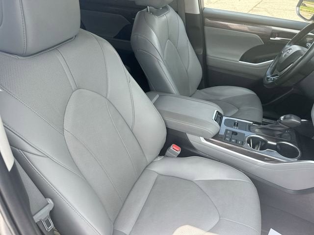2023 Toyota Highlander Hybrid Limited