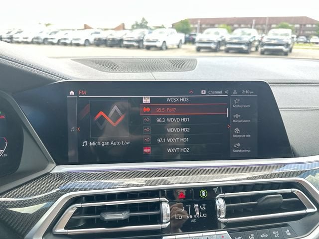2022 BMW X5 M50i