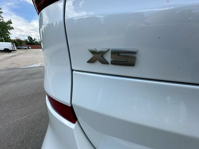 2022 BMW X5 M50i