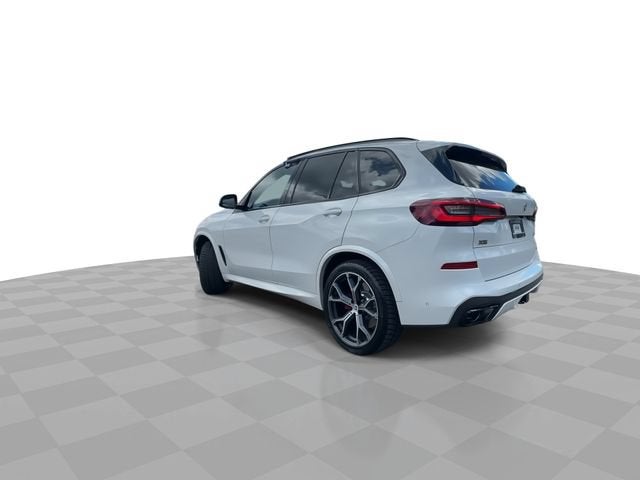 2022 BMW X5 M50i