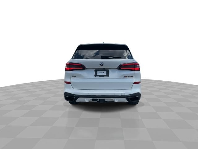 2022 BMW X5 M50i