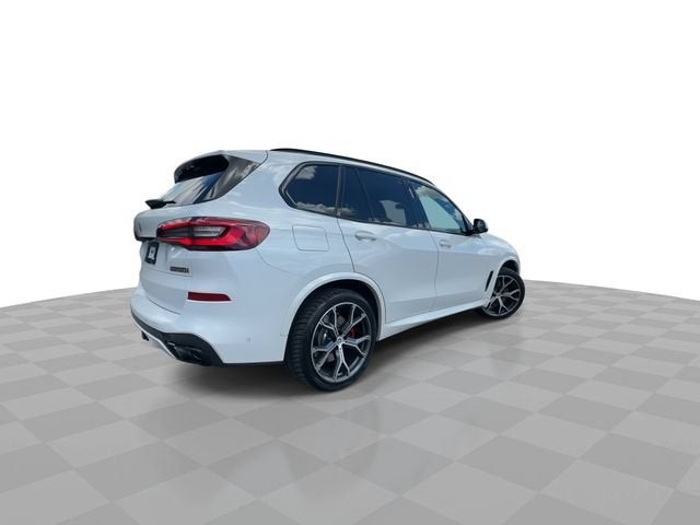 2022 BMW X5 M50i