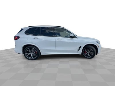 2022 BMW X5 M50i