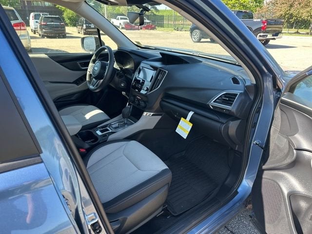 2024 Subaru Forester Base