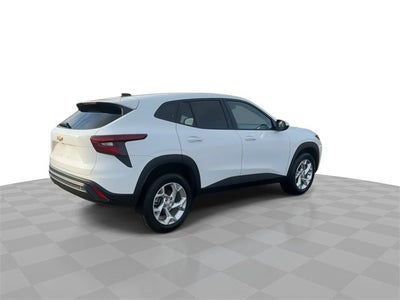 2025 Chevrolet Trax LS