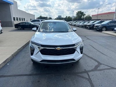 2025 Chevrolet Trax LT
