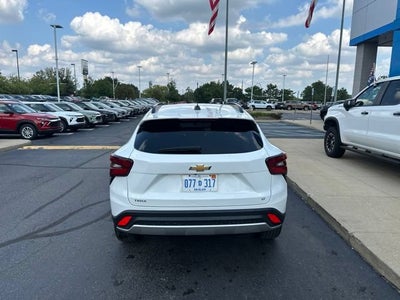2025 Chevrolet Trax LT