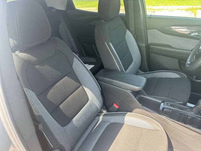 2025 Chevrolet Trailblazer LS