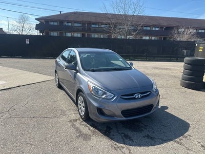 2016 Hyundai Accent SE