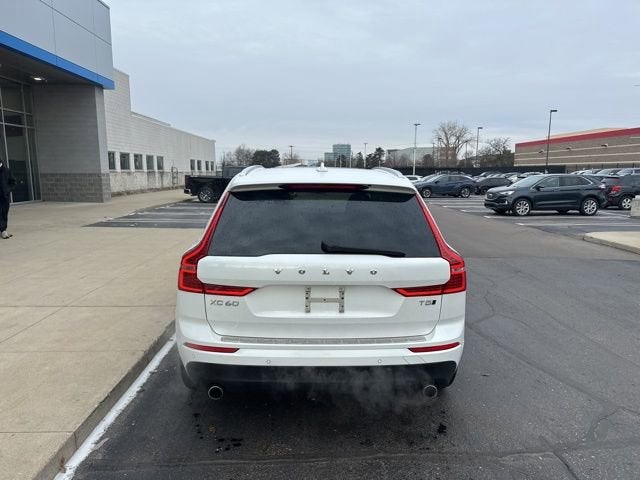 2018 Volvo XC60 T5 Momentum
