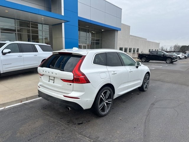 2018 Volvo XC60 T5 Momentum