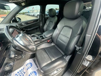 2021 Porsche Cayenne Base