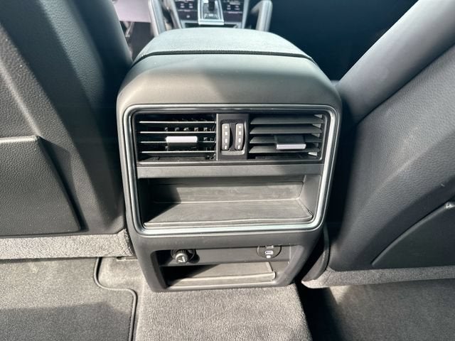 2021 Porsche Cayenne Base