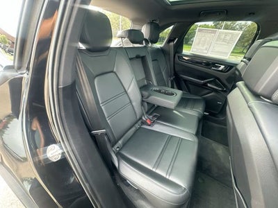2021 Porsche Cayenne Base