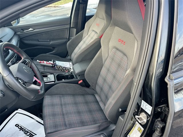 2024 Volkswagen Golf GTI S